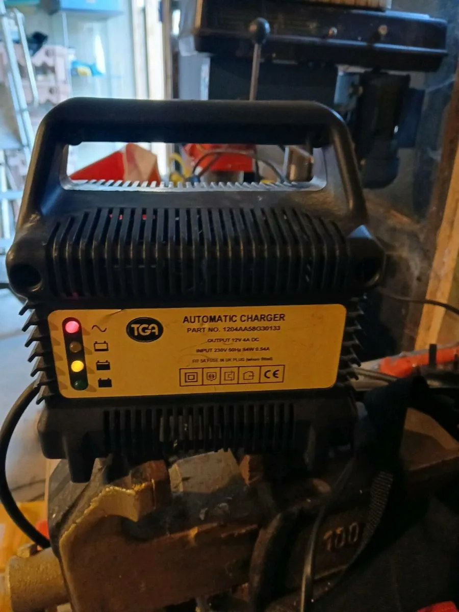 Batteries  and chargers - Image 1