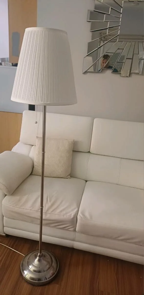 Standing lamp - Image 1