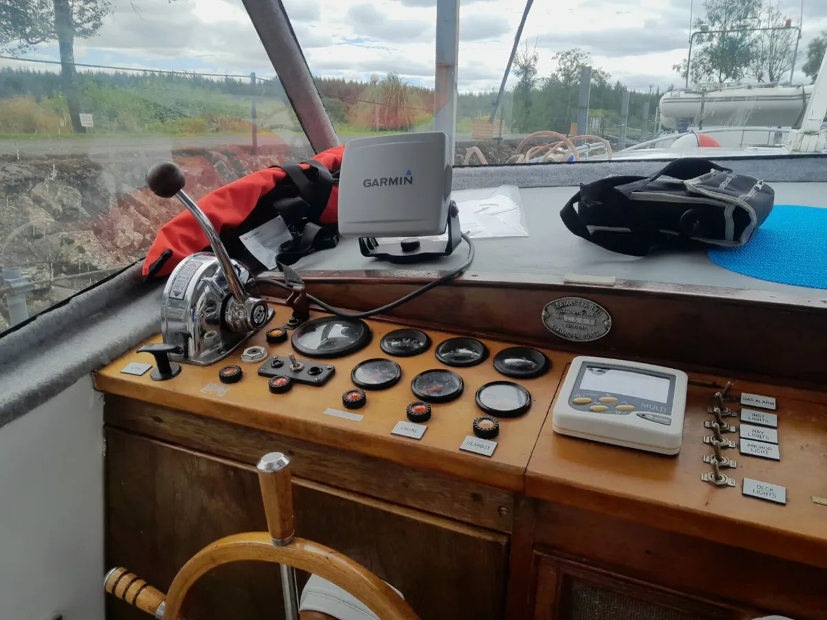 Boat - Image 4