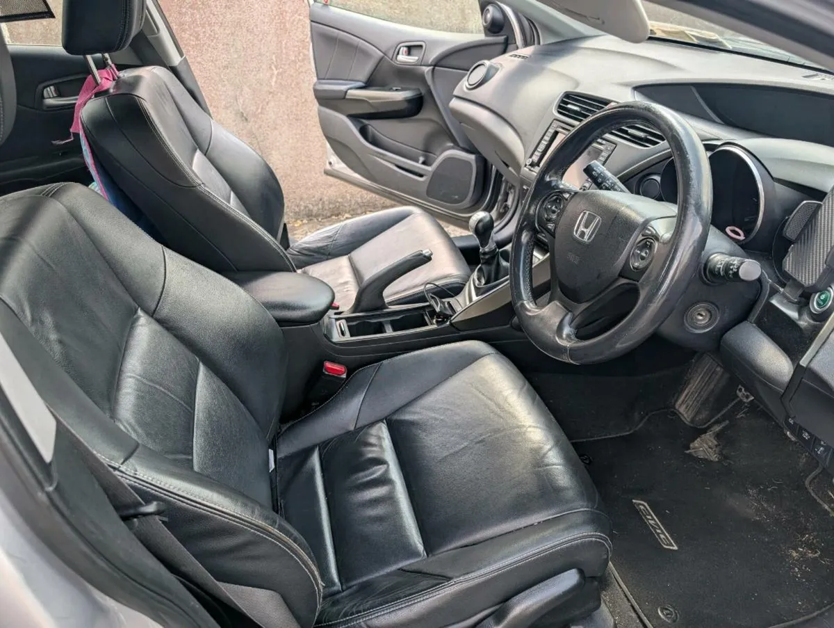 2012 Honda Civic - Image 4