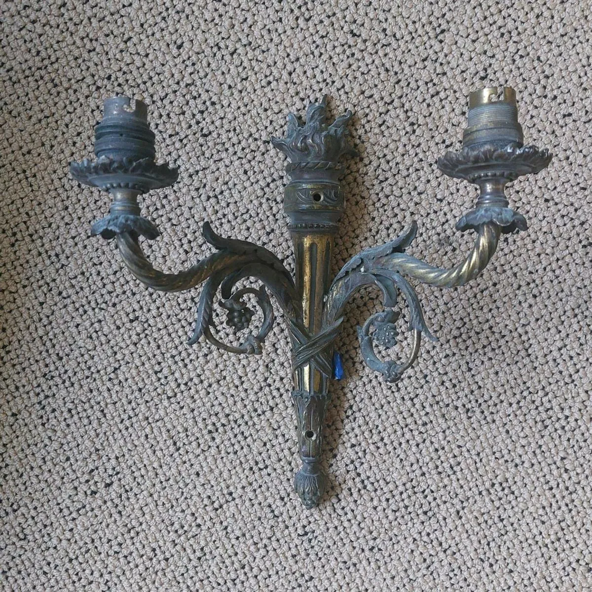 Vintage brass wall scones - Image 2