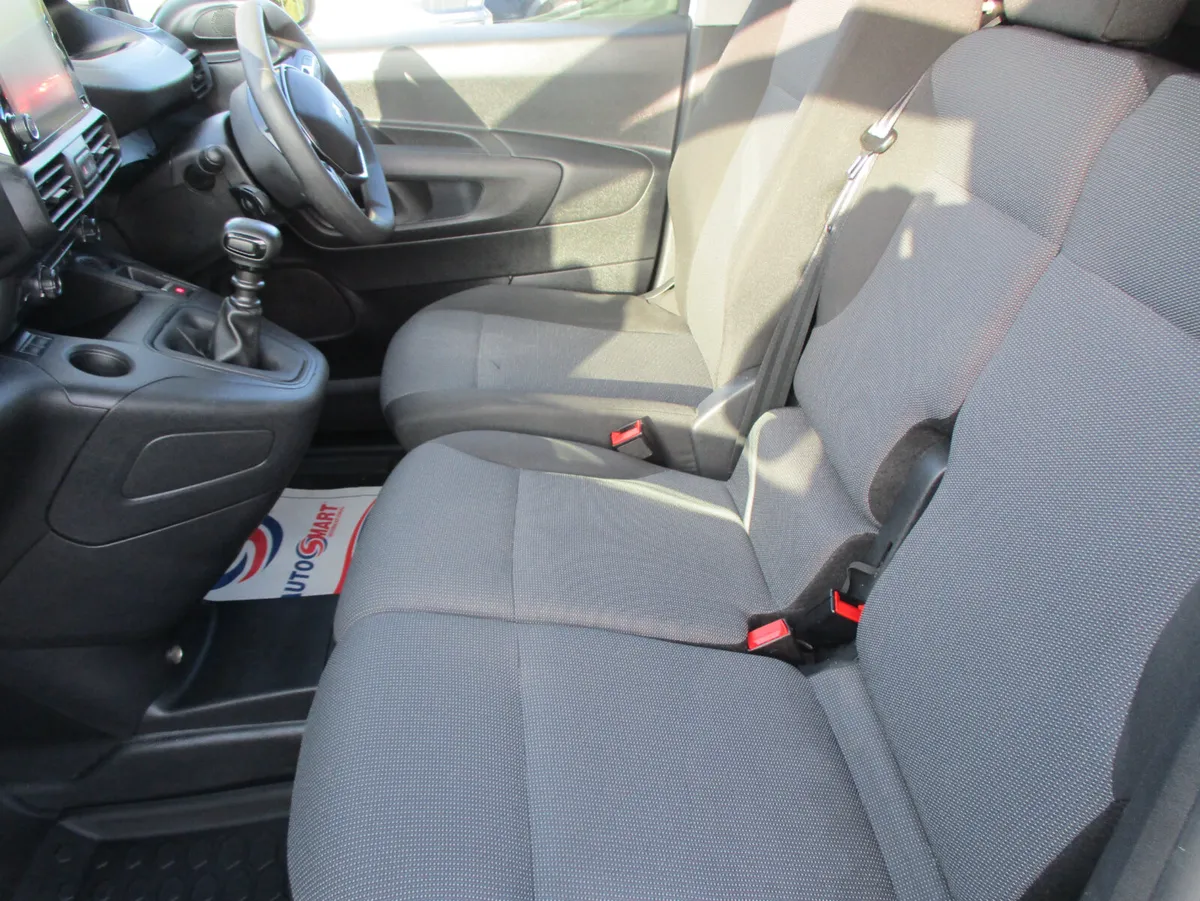 Peugeot Partner 2022 1,5 HDI 100 BHP ACTIVE PLUS - Image 4