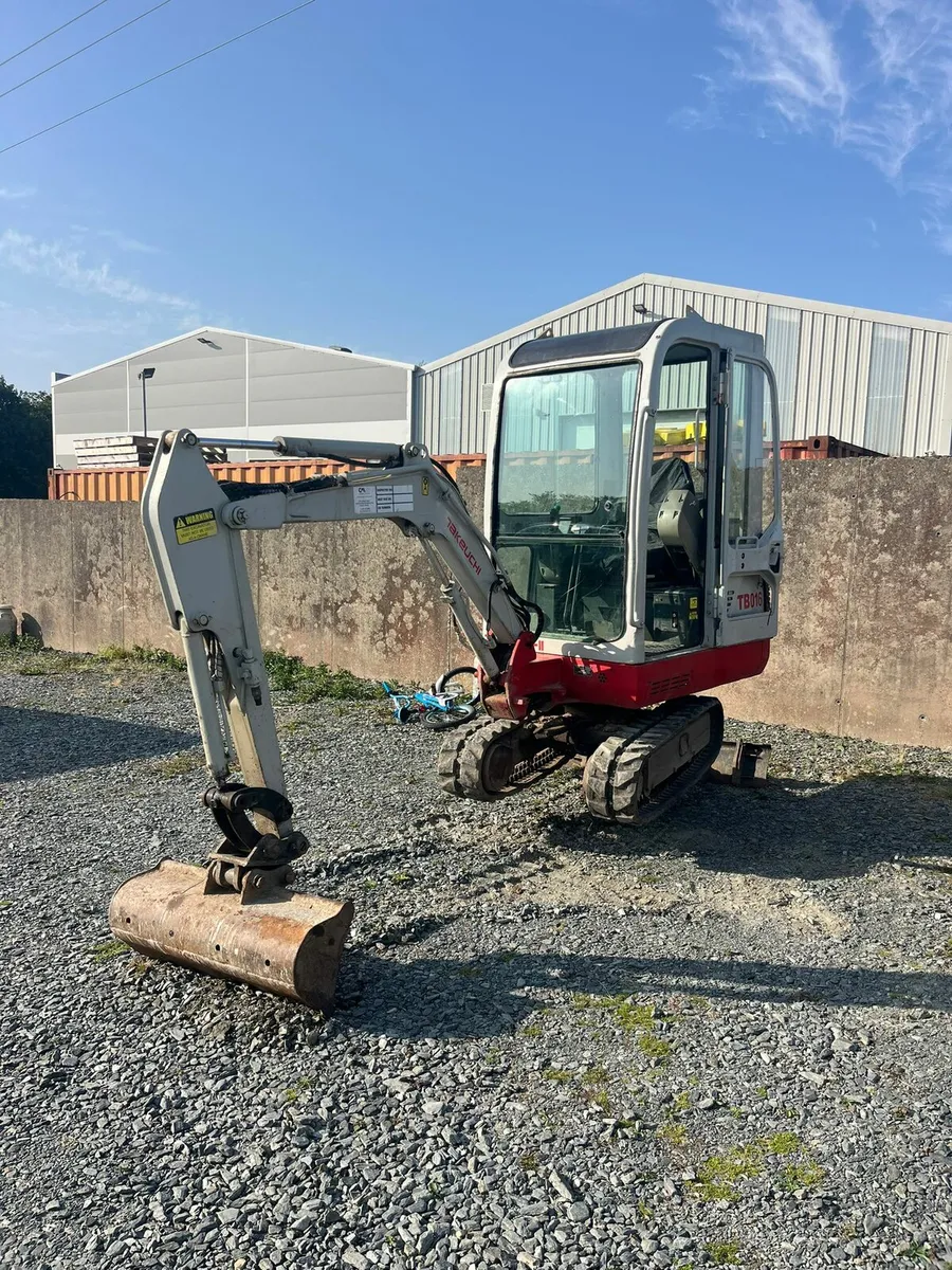 2010 tekeuchi 1.8 tonne - Image 1