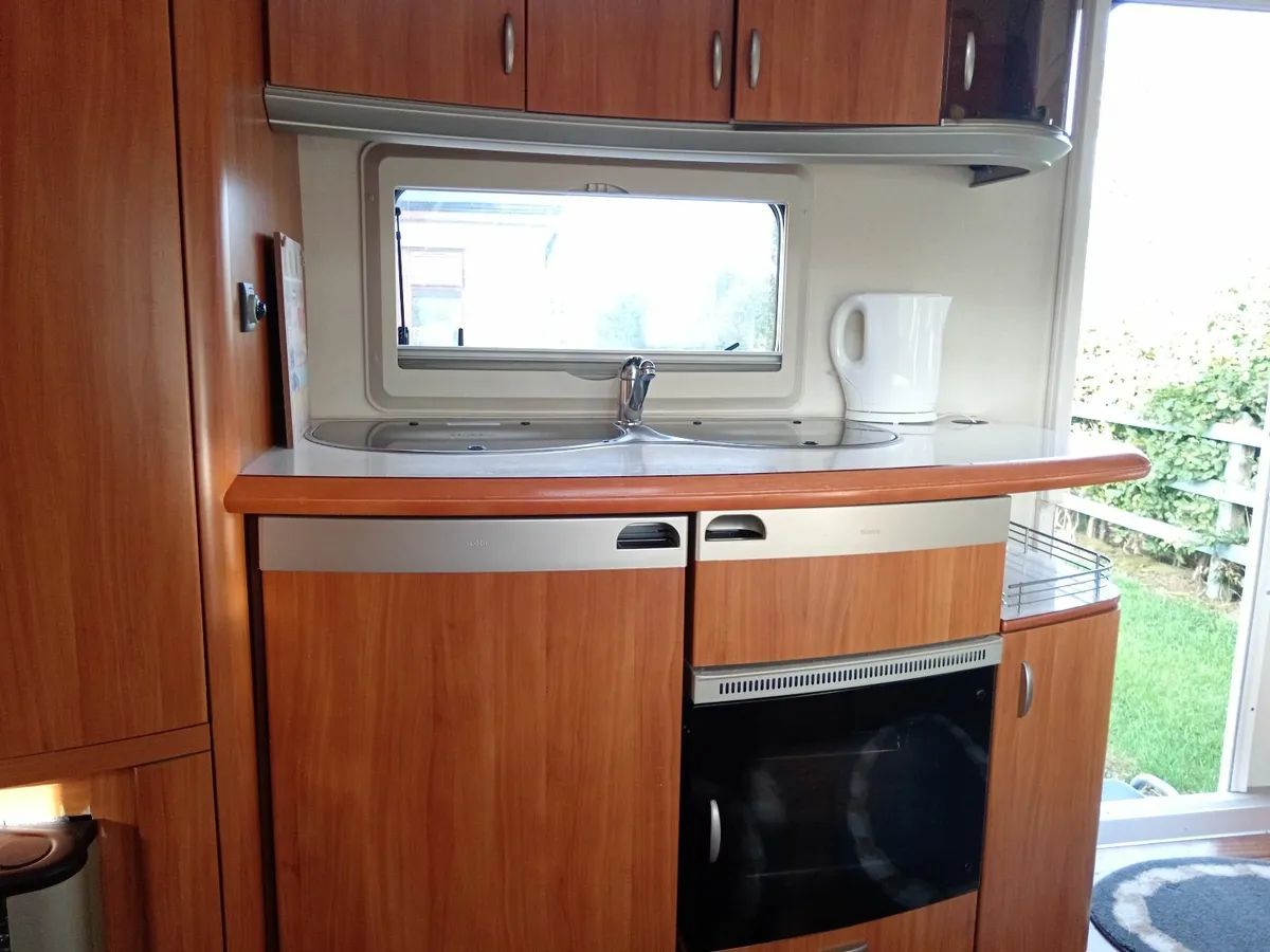 Hobby caravan - Image 3