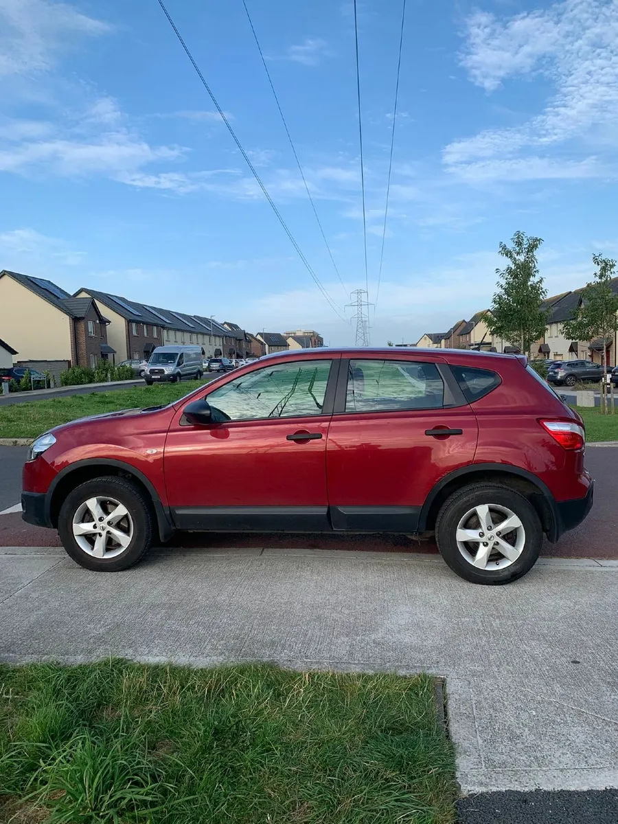 Nissan Qashqai 2012 - Image 2