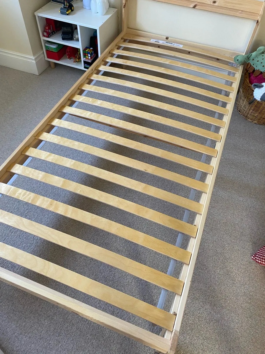Single Beds x 3 - Image 1