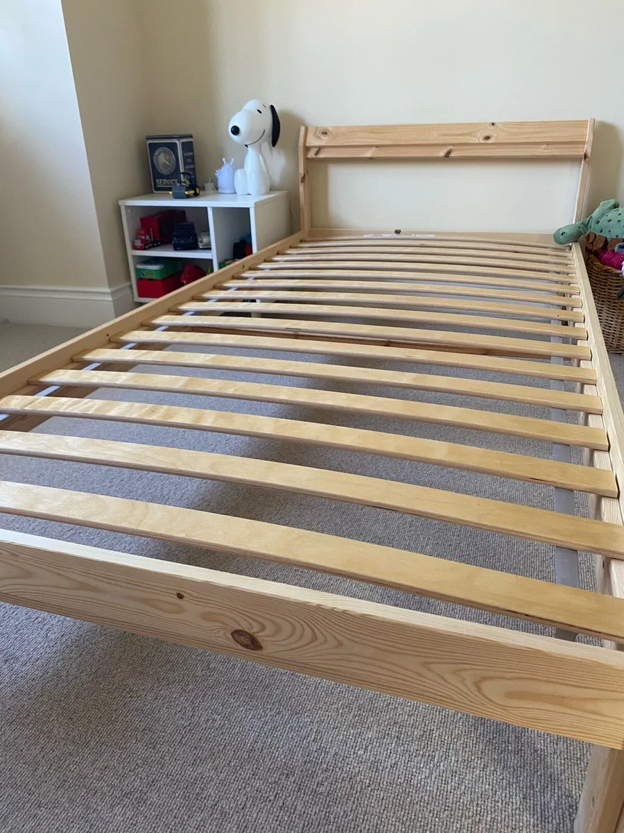 Single Beds x 3 - Image 2