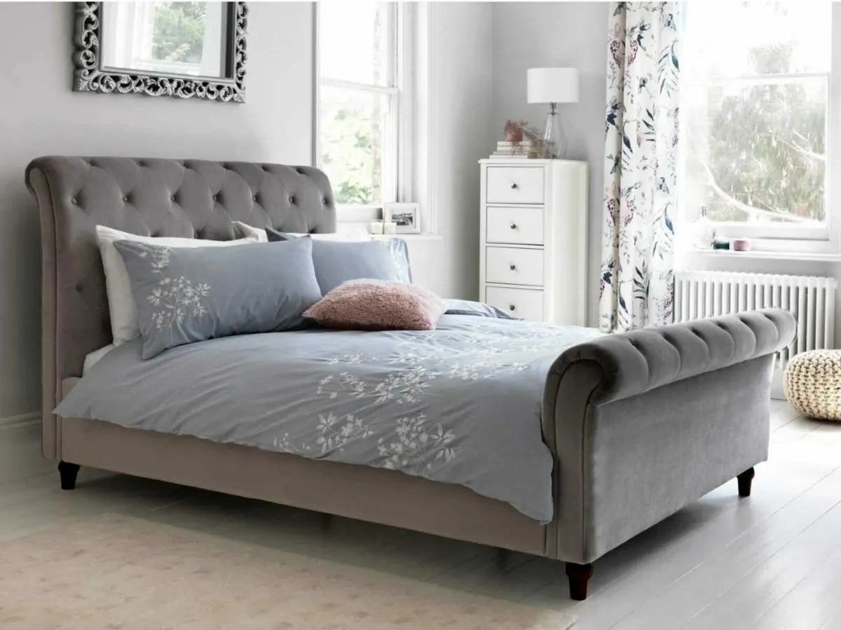 "King-size Bed With Metress - Excellent condition - Image 2