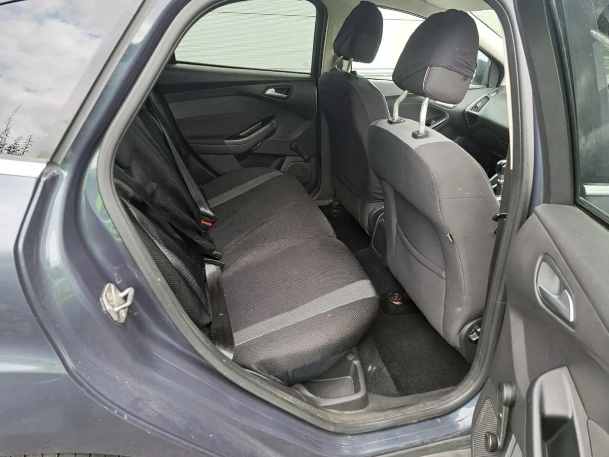 131 Ford Focus 1.6 TDCI Zetec 113 BHP - Image 2