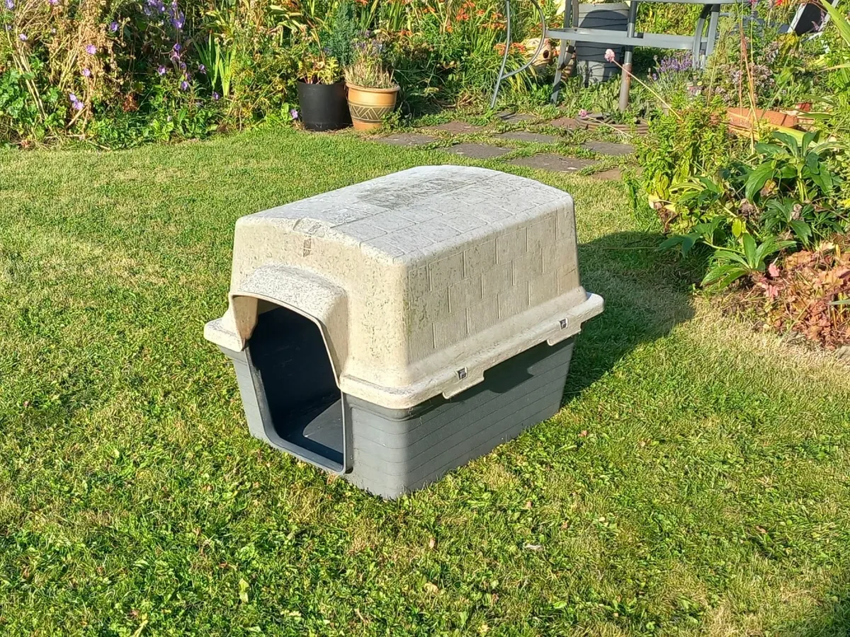 Dog Kennel - Image 1