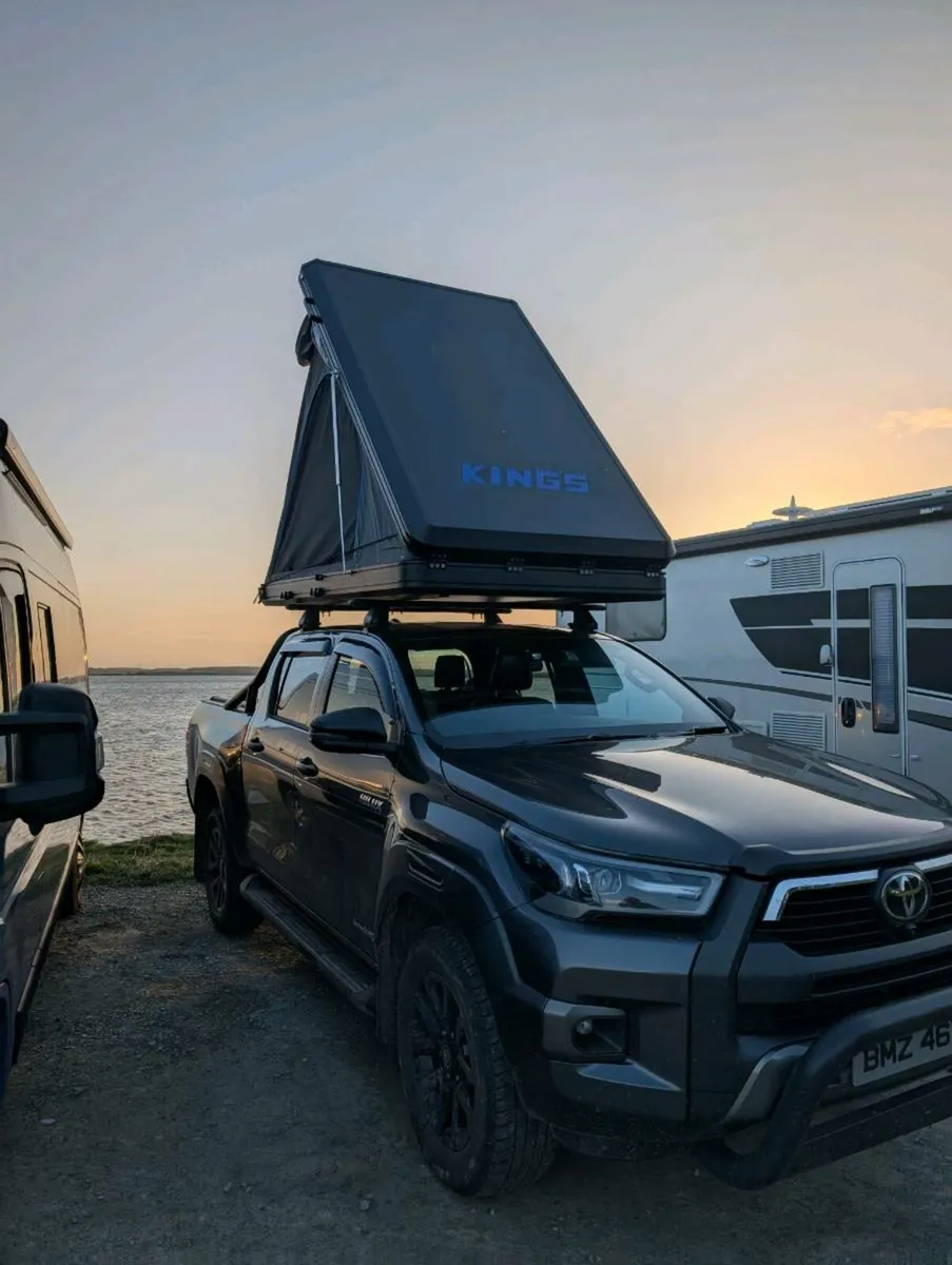 Rooftop tent - Image 1