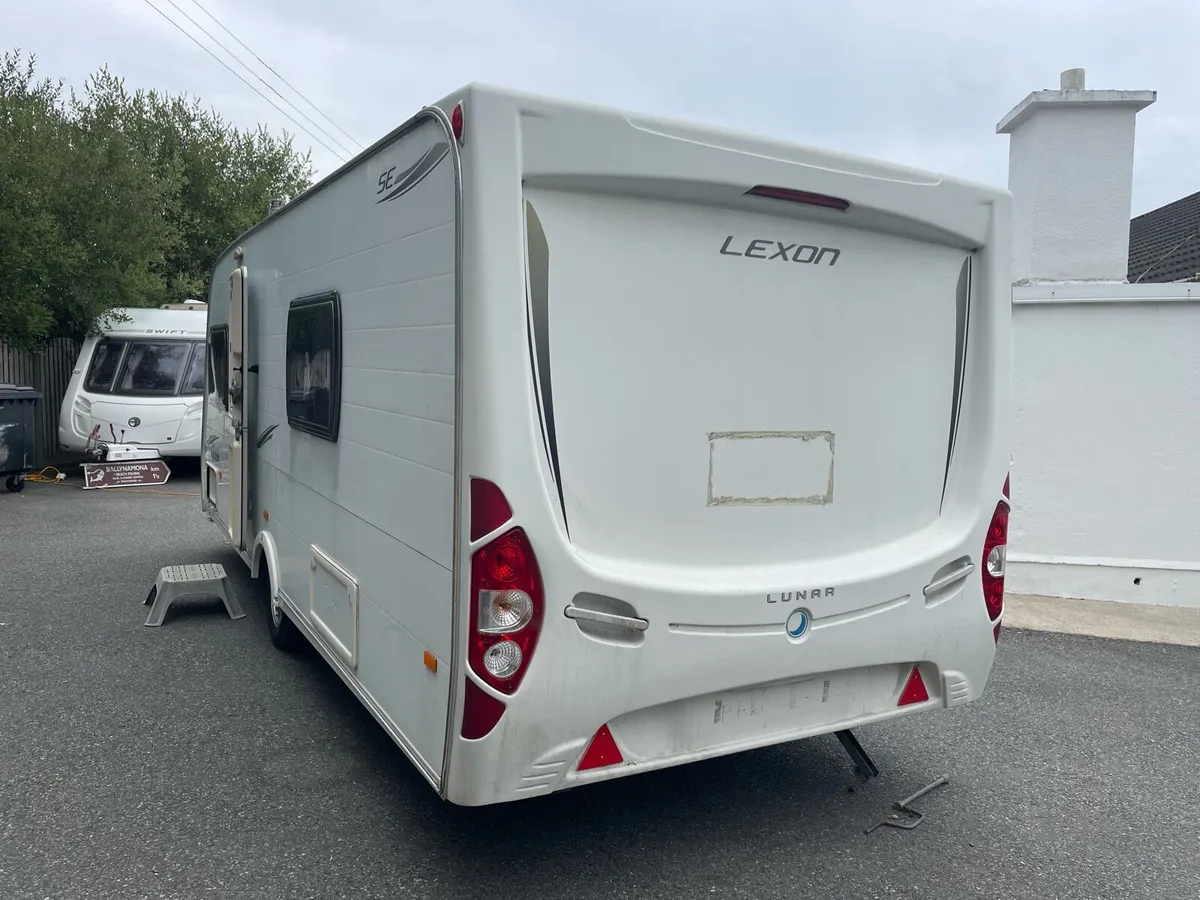 Fixed bed caravan whit end bathroom - Image 3