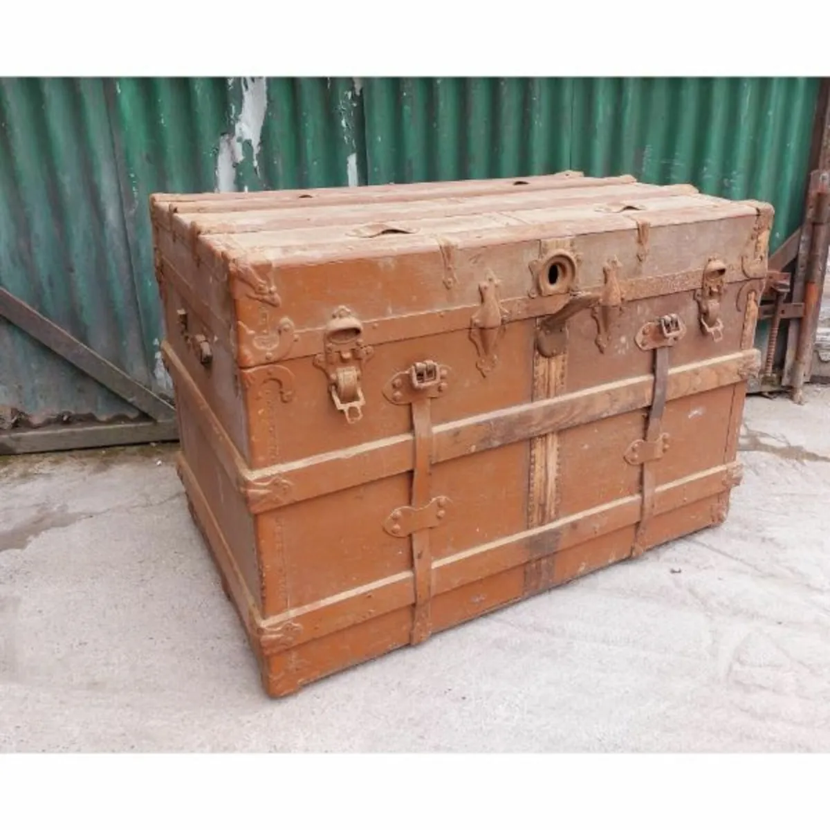 Large Antique Travel Trunk – KAS251 - Image 1
