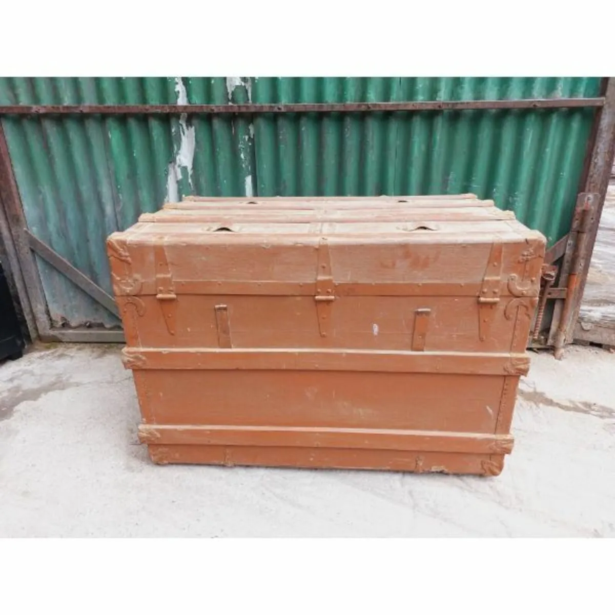 Large Antique Travel Trunk – KAS251 - Image 2
