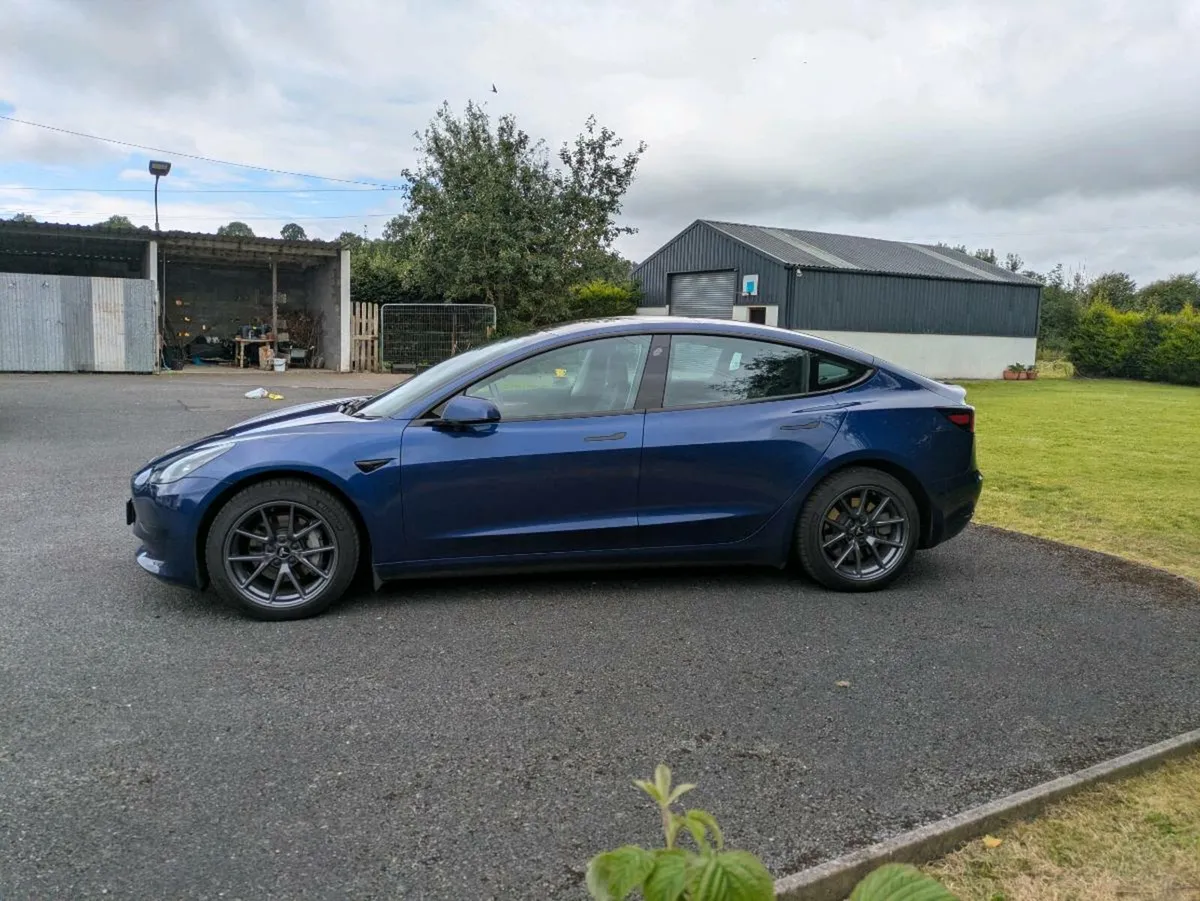 Tesla Model 3 RWD - Image 3