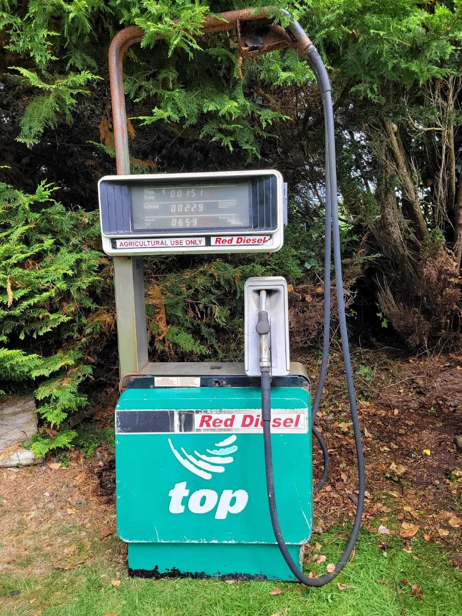 Fuel pump - Image 1