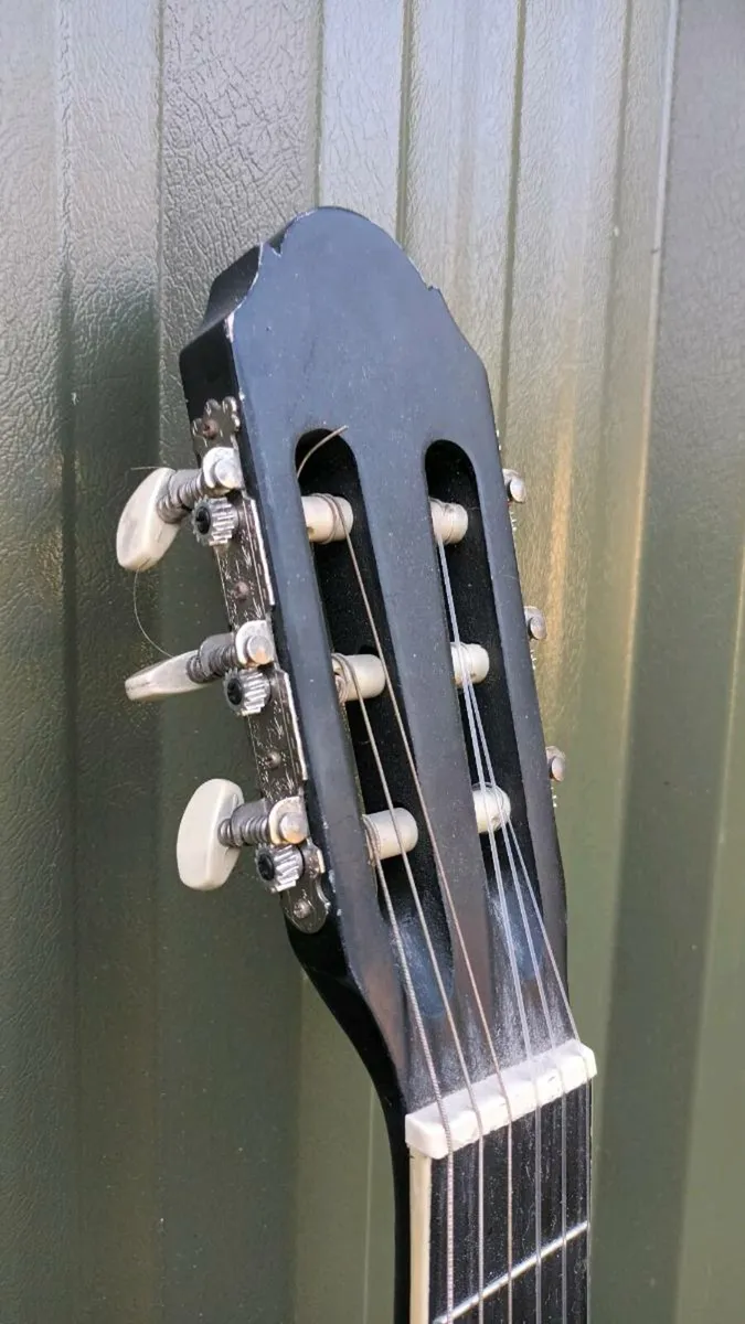 Sheffield guitar, German brand, tuned, D18 - Image 4