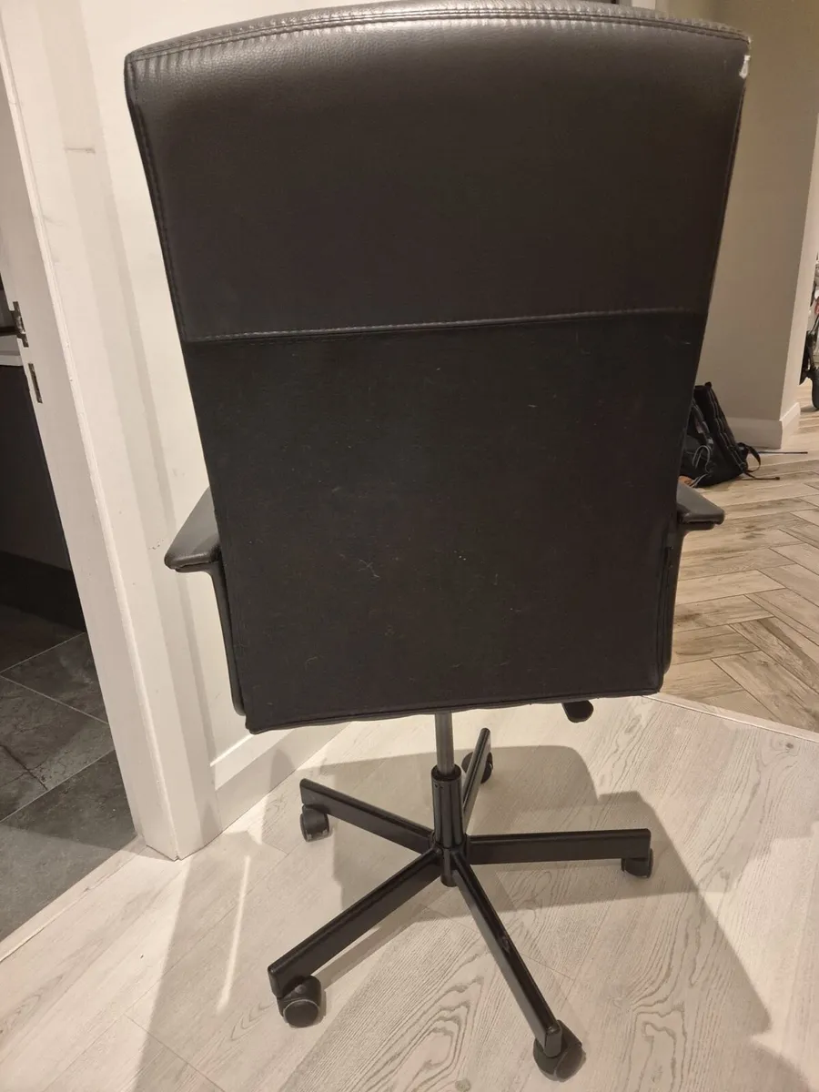 Office chair - Image 2
