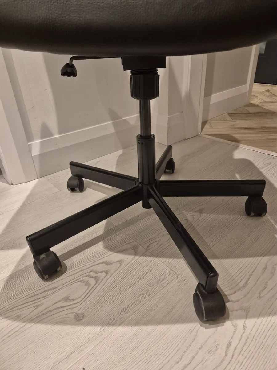 Office chair - Image 3