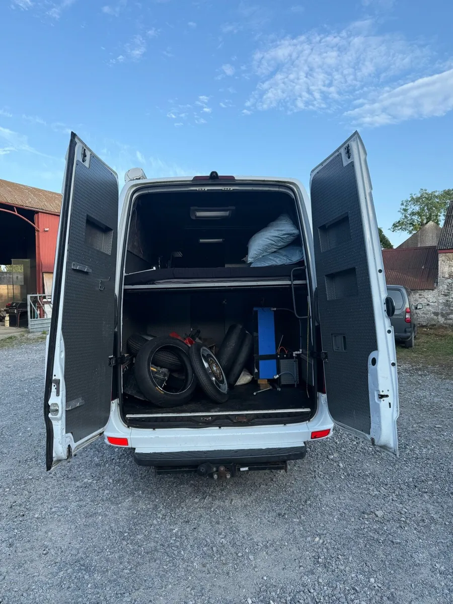 Mercedes sprinter Camper - Image 4