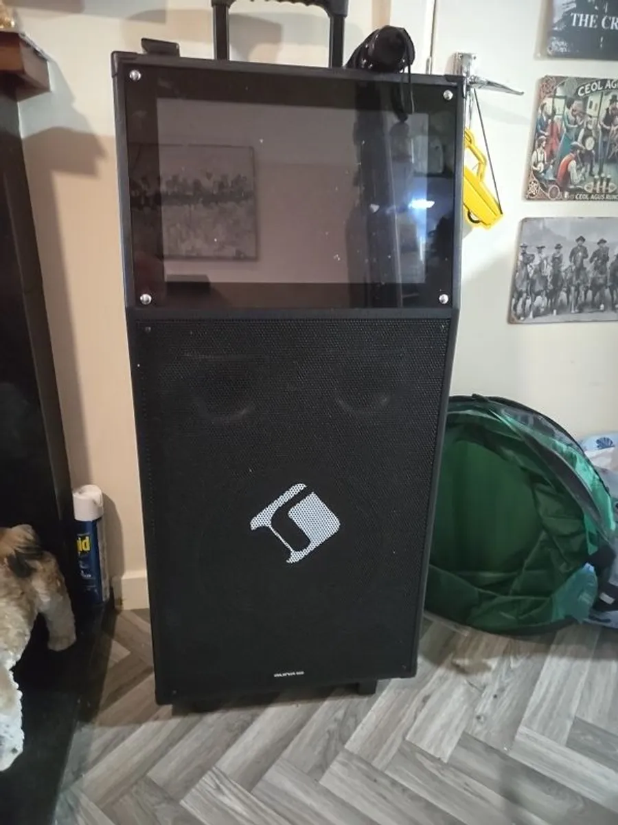 New tall Karaoke machine - Image 1