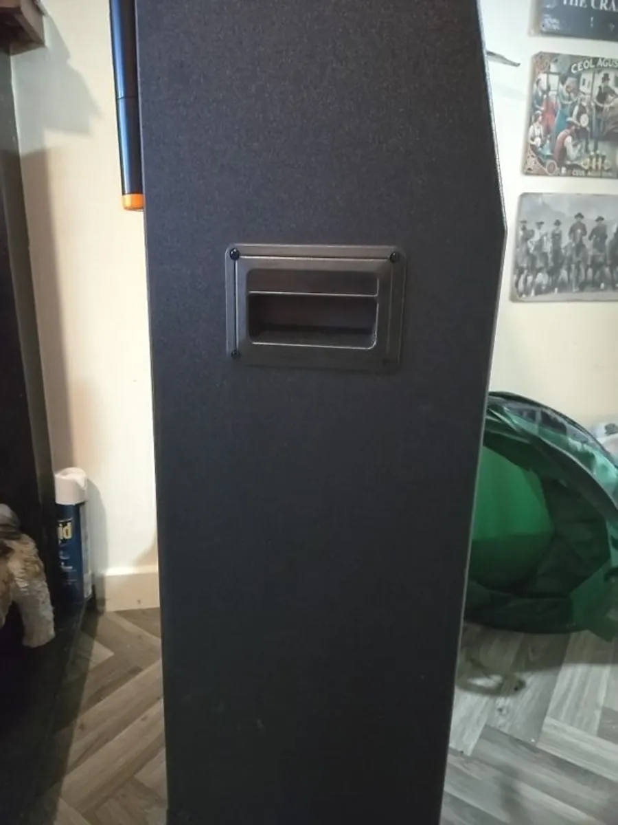 New tall Karaoke machine - Image 4