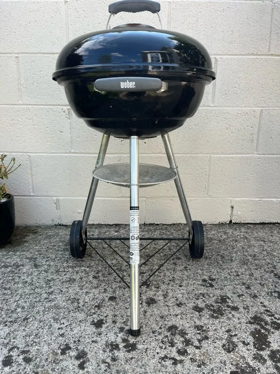 BBQ -Weber - Image 1