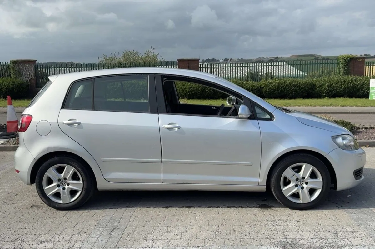 *VW Golf Plus 2,0 Tdi* - Image 3