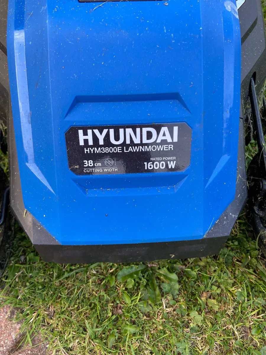 Hyundai.   Electric.    Mower - Image 3