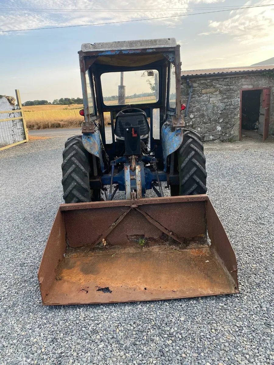Ford tractor - Image 3