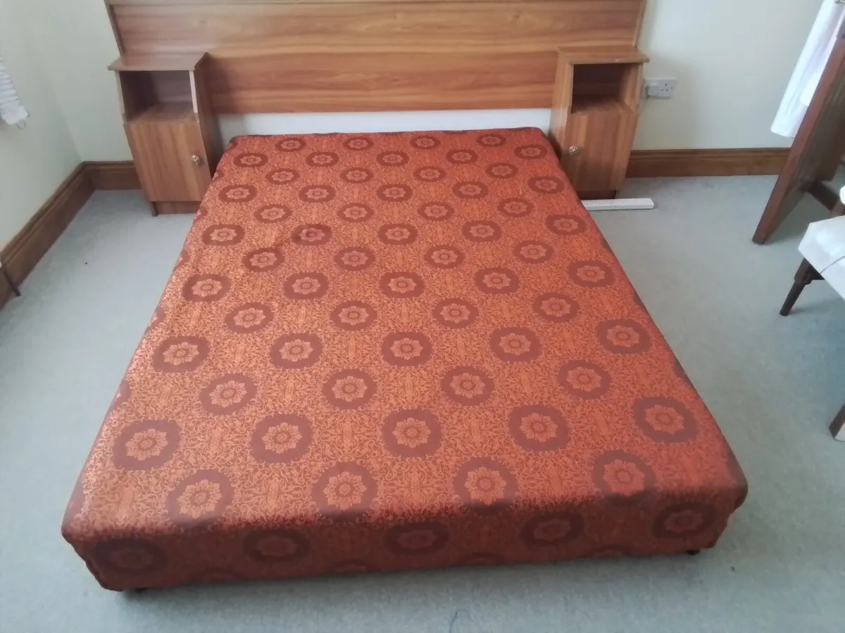 Double bed and headboard - Image 1