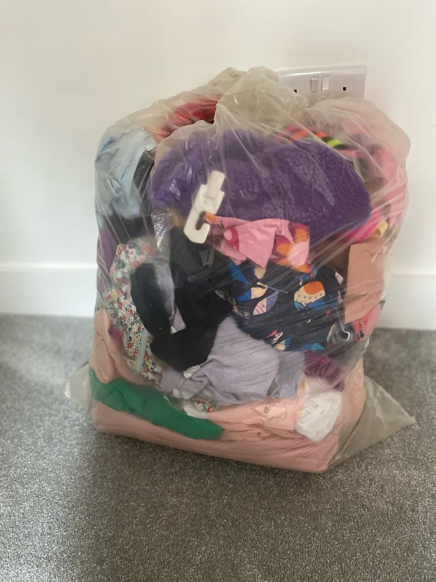 Girls clothes 4-5 years