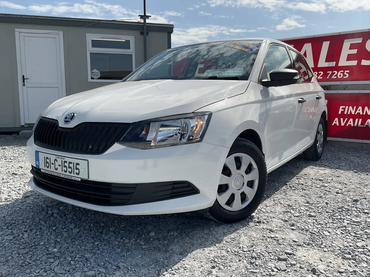 SKODA FABIA 1.2 PETROL 56,000 KMS SPOTLESS - Image 2
