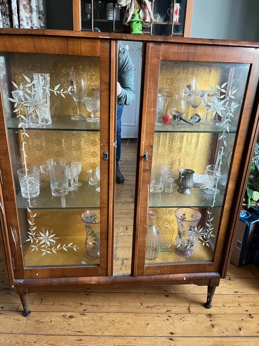 Antique furniture - Image 1