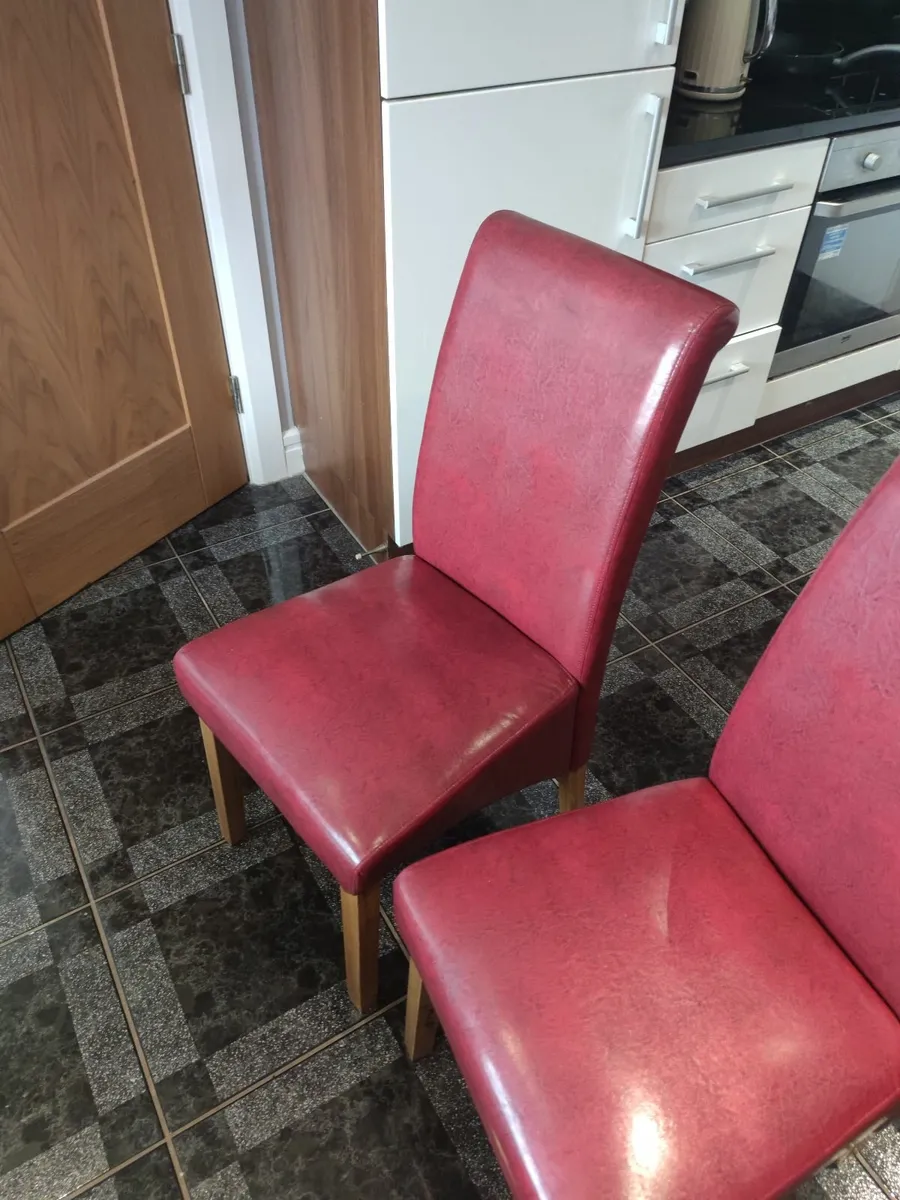 Dining chairs - Image 1