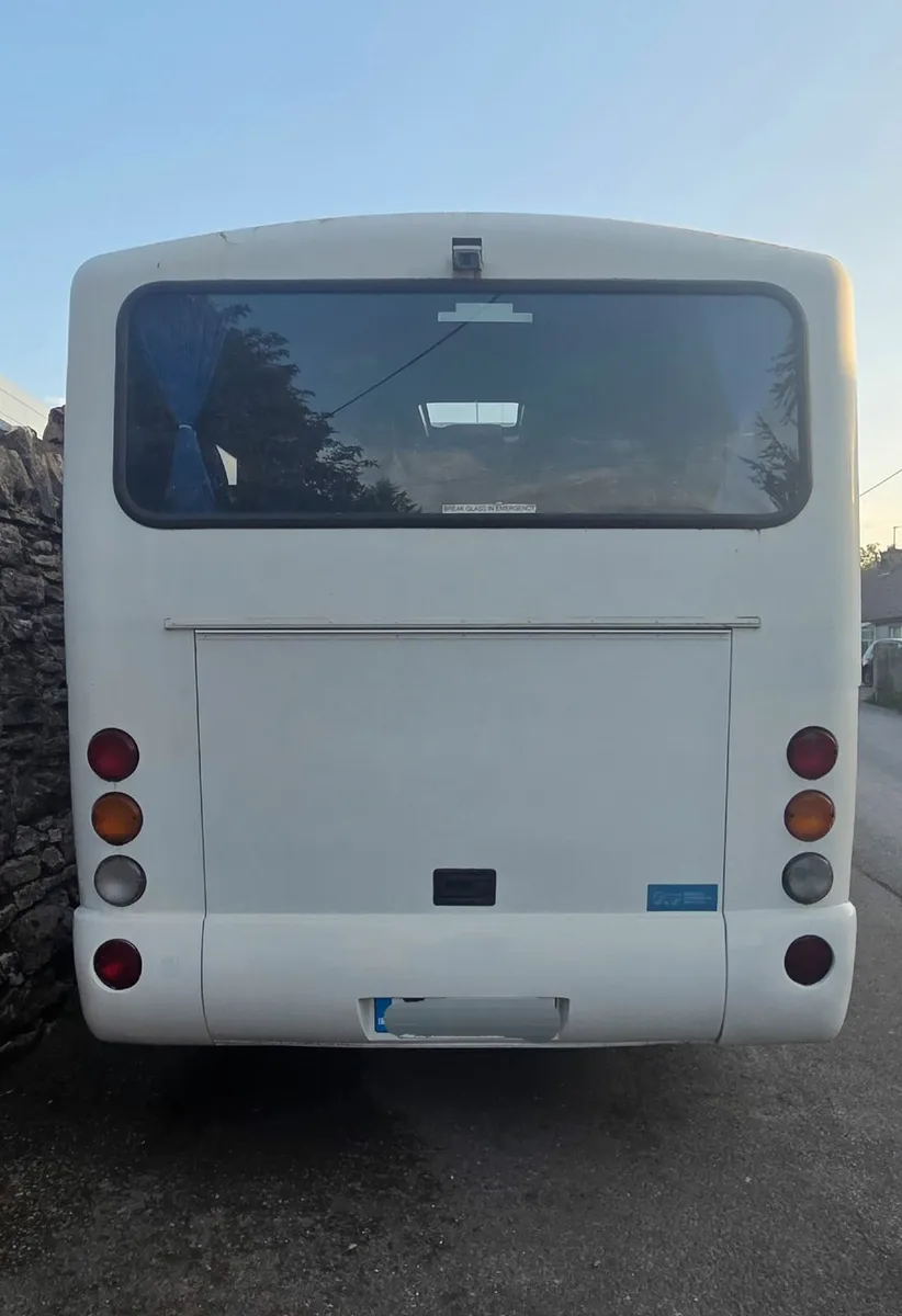 Mercedes-Benz Vario 2005 - Image 2