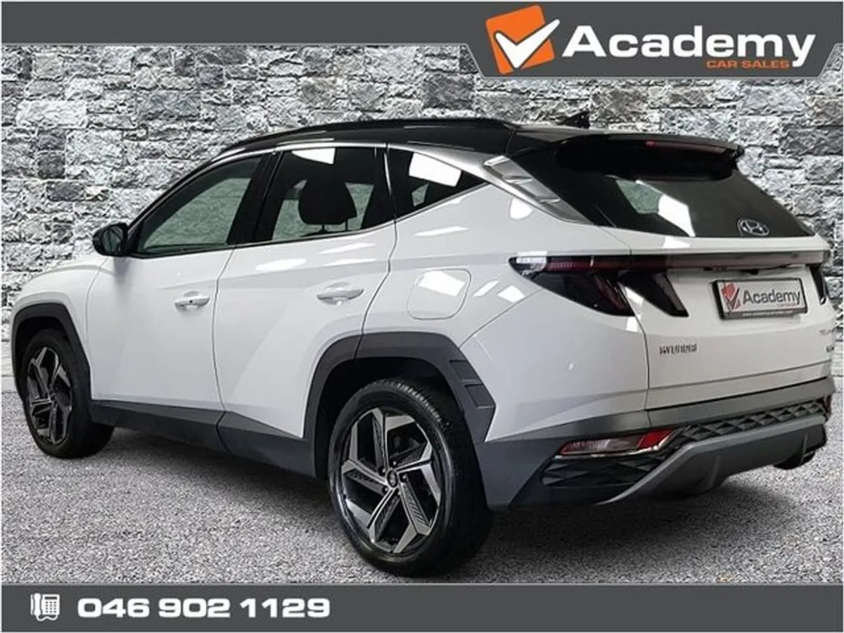 Hyundai Tucson Ix35 Executive Plus 2tone 5DR Auto - Image 3