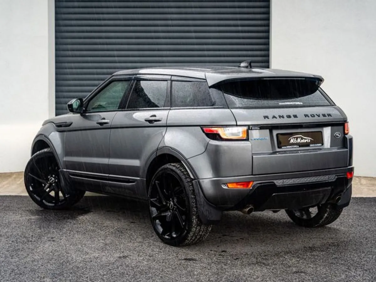 Land Rover Range Rover Evoque Evoque ED4 SE Tech - Image 2
