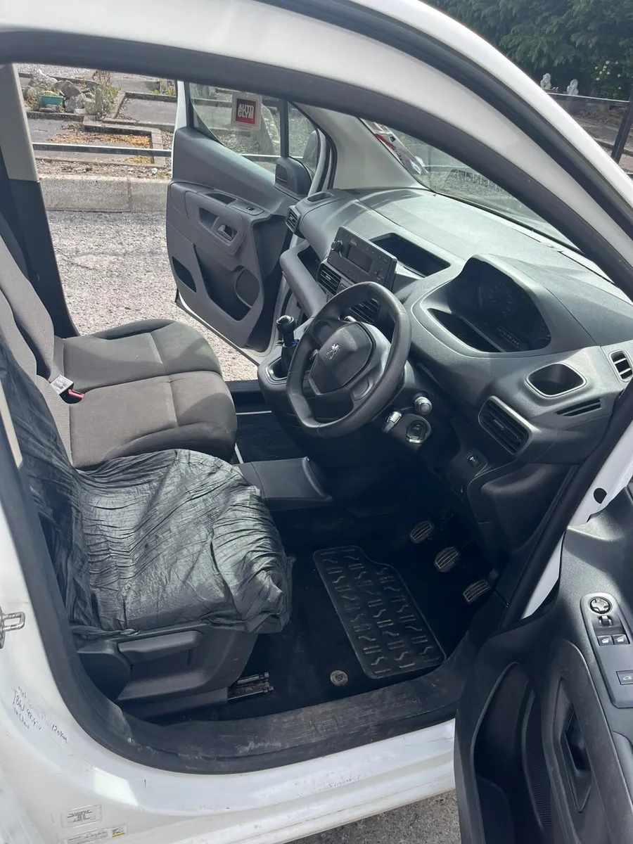 Peugeot Partner - Image 4