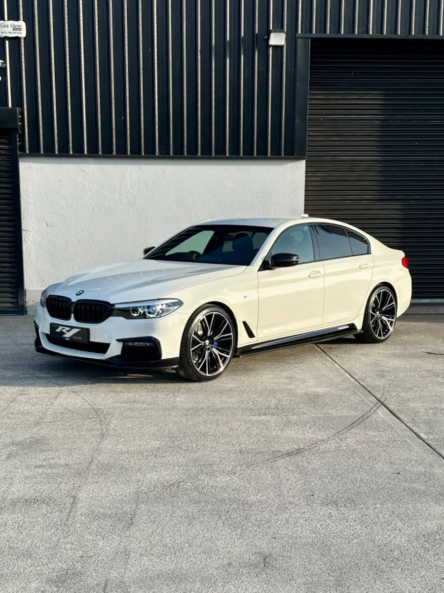 2019 BMW 520D AUTO M SPORT MPERFORMANCE - Image 1