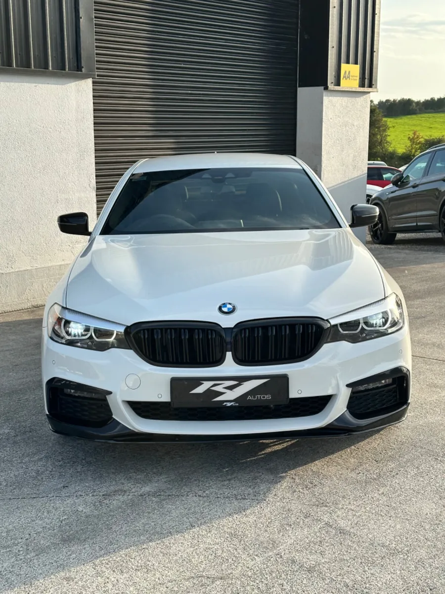 2019 BMW 520D AUTO M SPORT MPERFORMANCE - Image 4