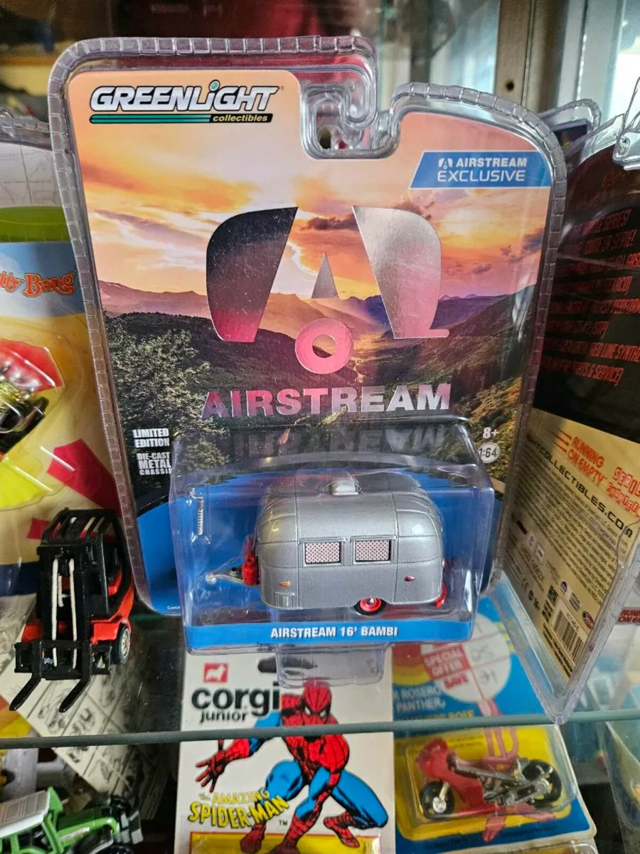 Corgi Greenlight Caravan - Image 1