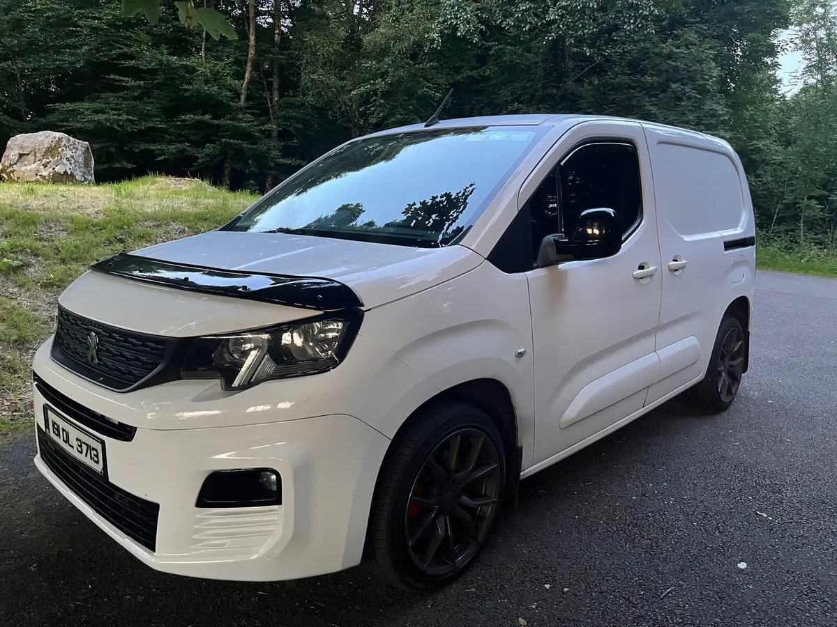 2019 Peugeot partner - Image 4
