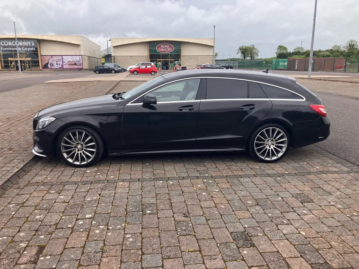 Mercedes cls 220d AMG Line - Image 4