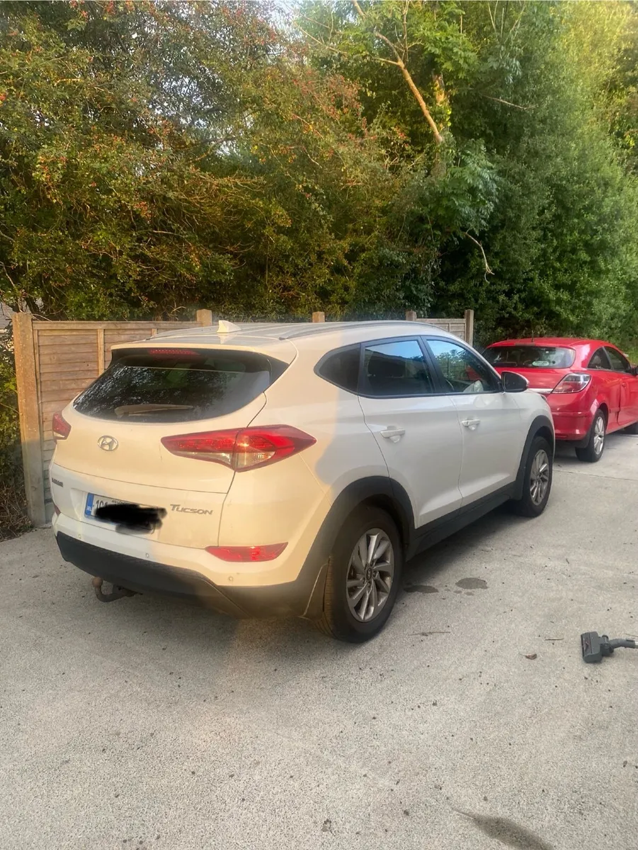 Hyundai Tucson 2016 high spec - Image 3