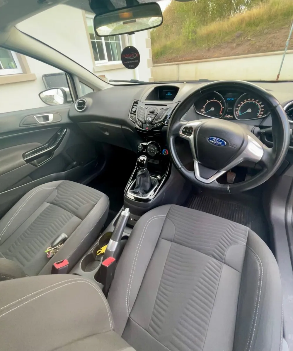 Ford Fiesta 2013 - Image 3