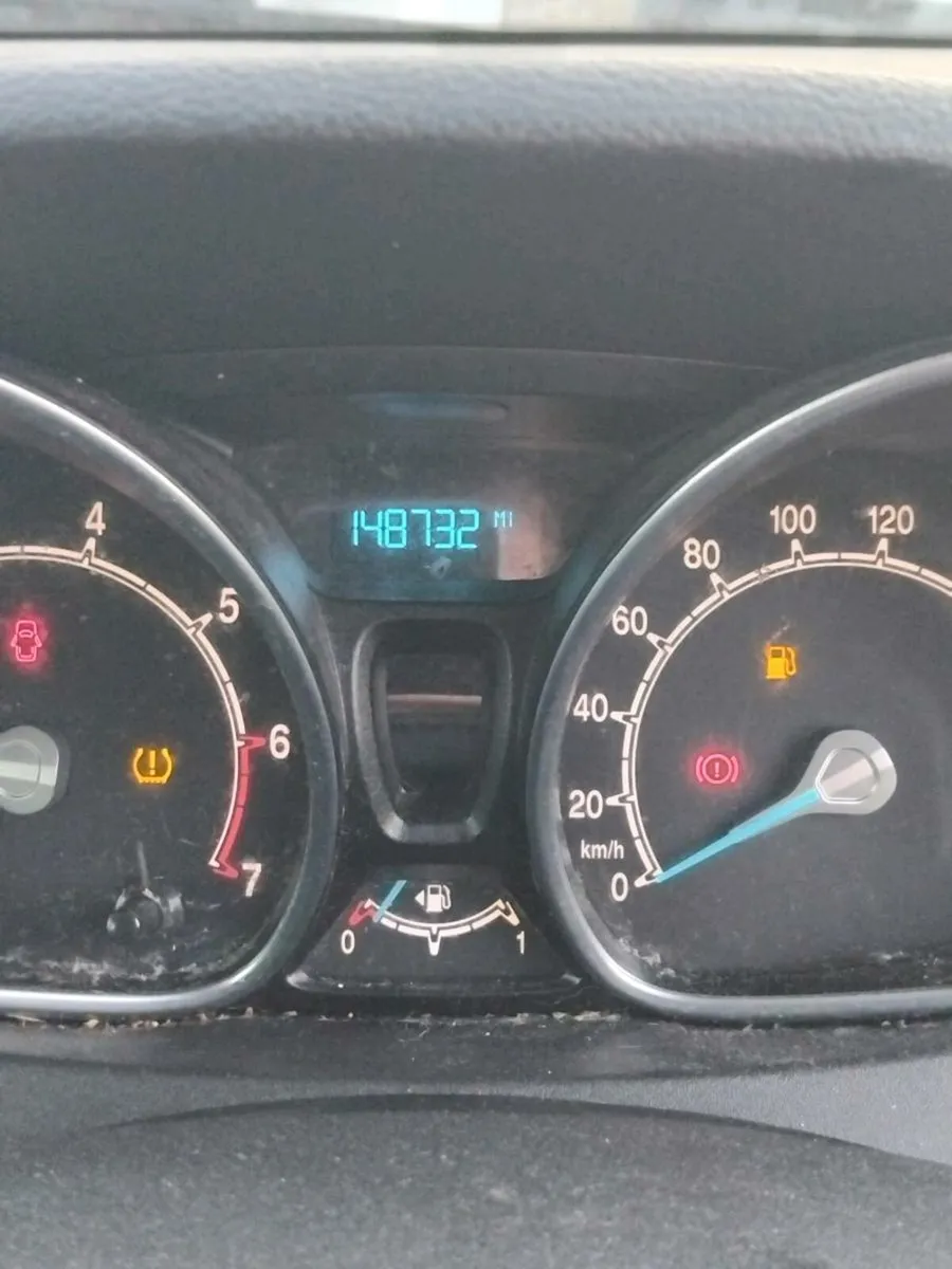 2013 ford bmax 1.4 petrol manual will pass nct - Image 3