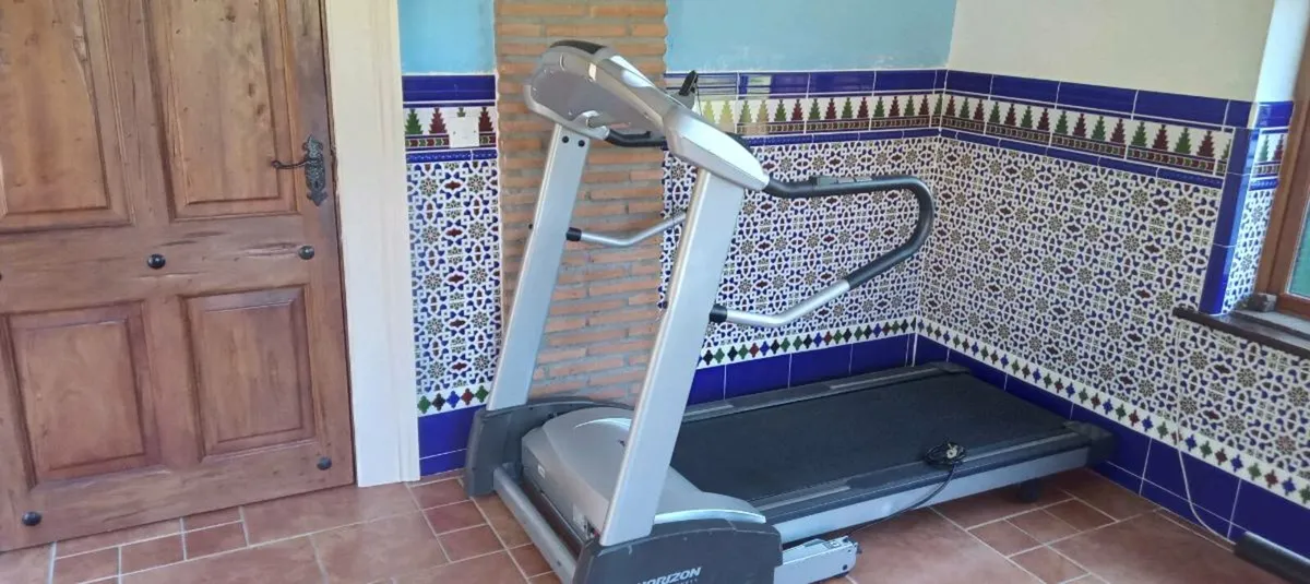 Treadmill - Image 4
