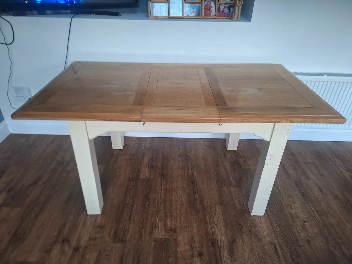 Dining table - Image 3