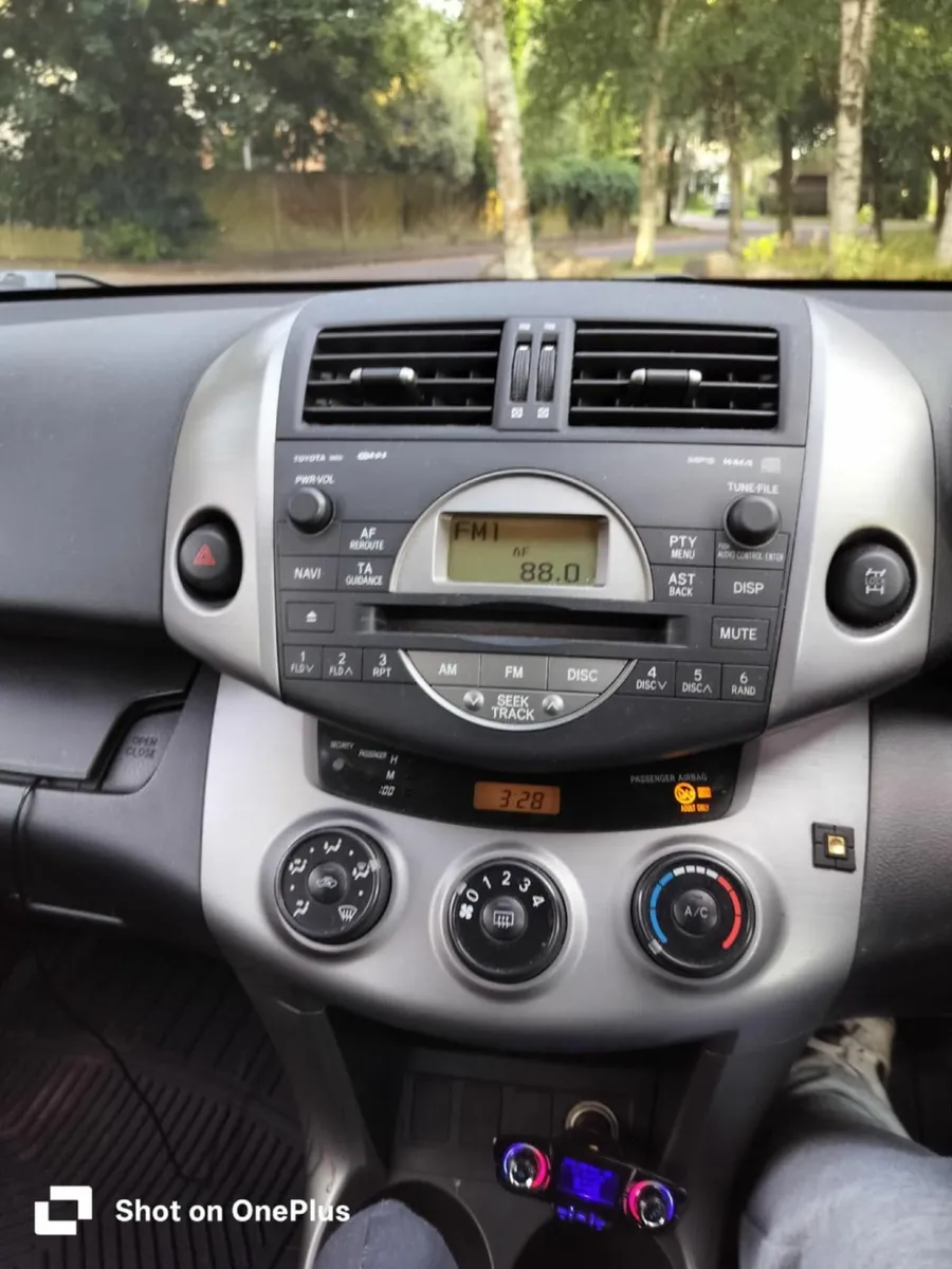 Toyota RAV4 2008 - Image 4